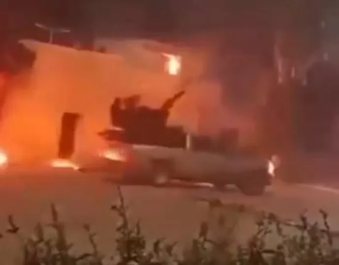 Συρία: Τουλάχιστον τρεις νεκροί και 60 τραυματίες σε συγκρούσεις που ξέσπασαν σε διαδηλώσεις Αλαουιτών