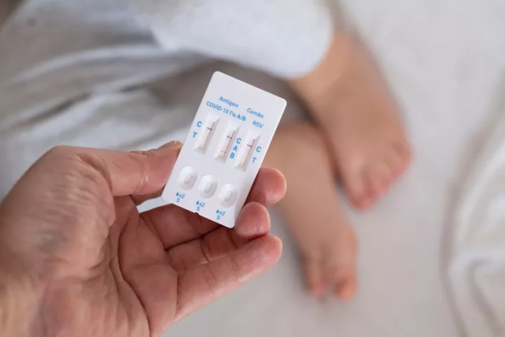 Μεγάλη έξαρση της γρίπης Α: Συναγερμός για τα παιδιά