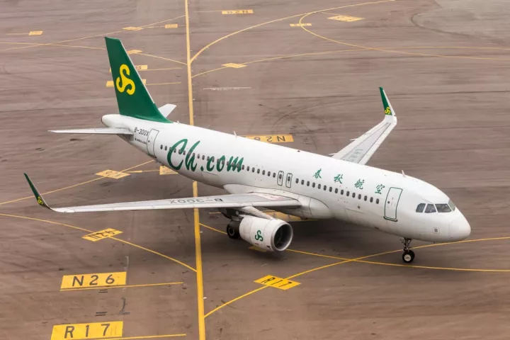 Δύο κινεζικές αεροπορικές εταιρείες αγοράζουν αεροσκάφη Airbus αξίας έως και 8,2 δισ. δολαρίων