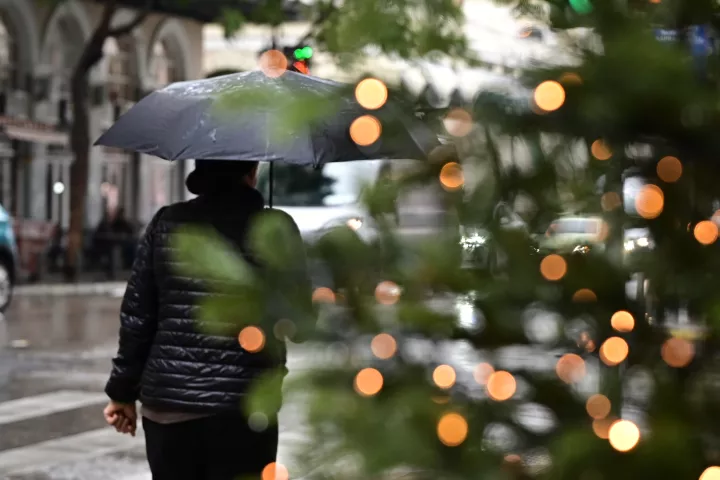 Ο καιρός την Πρωτοχρονιά: Τσουχτερό κρύο και χιόνια τις επόμενες μέρες - Δείτε τους χάρτες (pics)