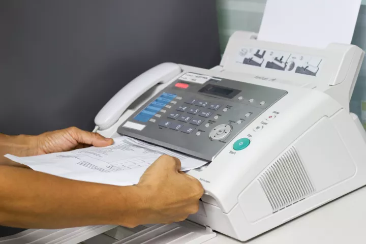Fax and Furious: Η Γερμανία παλεύει να ψηφιοποιηθεί