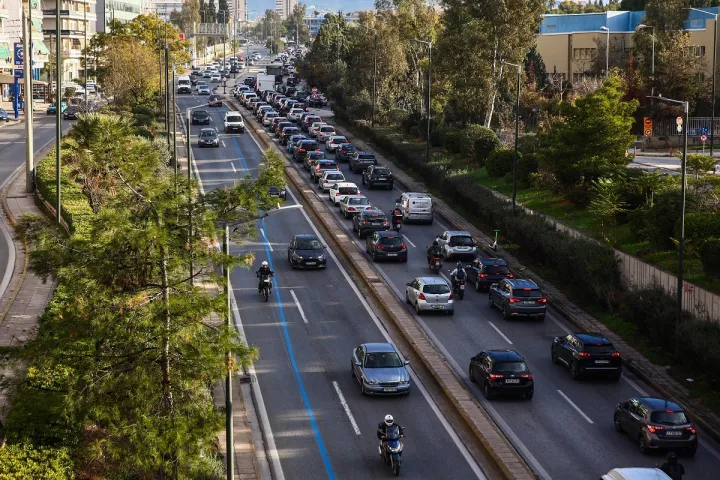 «Τέλος χρόνου» για τα Τέλη Κυκλοφορίας - Ποιες φορολογικές υποχρεώσεις πρέπει να πληρωθούν σήμερα