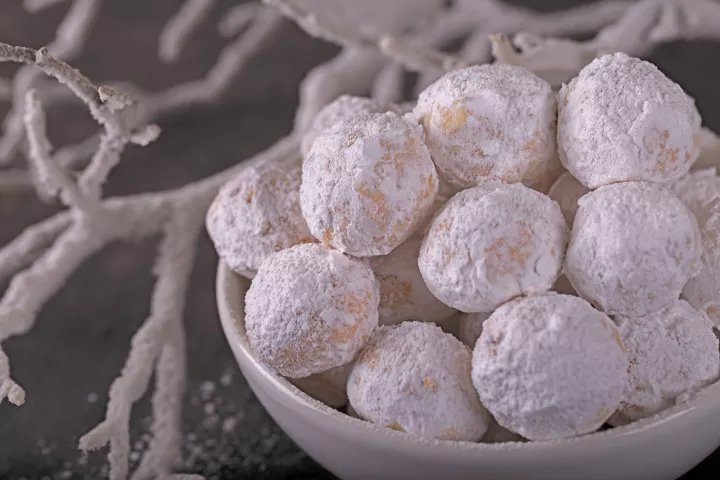 Χιονομπουκιές