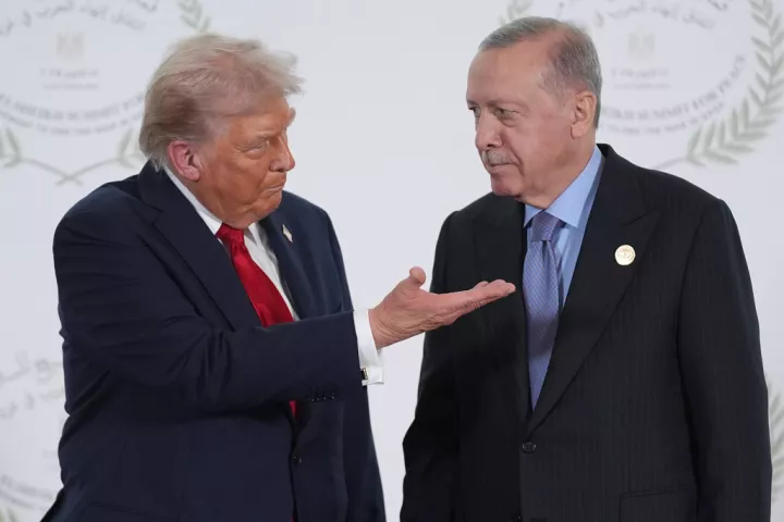 Ερντογάν: Τηλεφωνική επικοινωνία με Τραμπ τη Δευτέρα για Ουκρανία και Γάζα (vid)