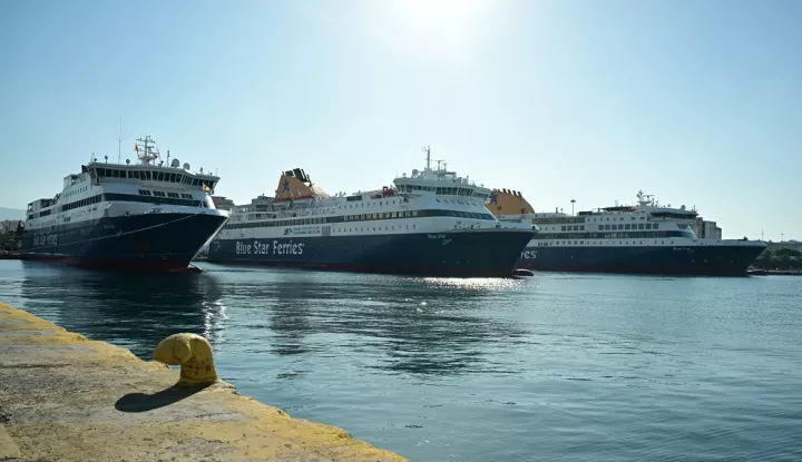 Δεν θα πραγματοποιηθούν τα δρομολόγια του Σαββάτου από Πειραιά και Ραφήνα προς Τήνο λόγω κακοκαιρίας