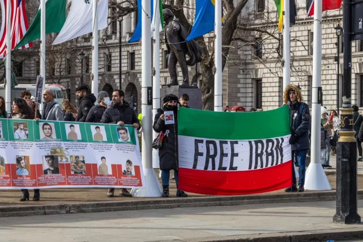 Ο εσωτερικός πόλεμος του Ιράν και τα αδιέξοδα του θεοκρατικού καθεστώτος 