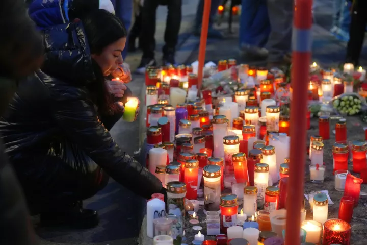 Παλιός γνώριμος των Αρχών ο ιδιοκτήτης του μπαρ - Ταυτοποιήθηκαν οι σοροί τεσσάρων νέων από τη φωτιά