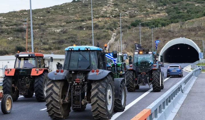 Κλειστός για τα φορτηγά ο δρόμος σε Ευζώνους, Προμαχώνα -Ελεύθερη η διέλευση από Νίκη