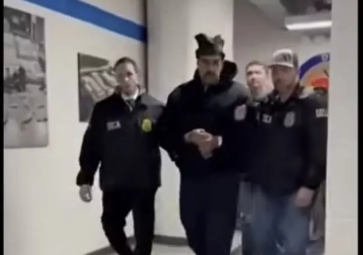 Μαδούρο: Παραμένει υπό κράτηση στη Νέα Υόρκη - Τα επόμενα βήματα (vids)