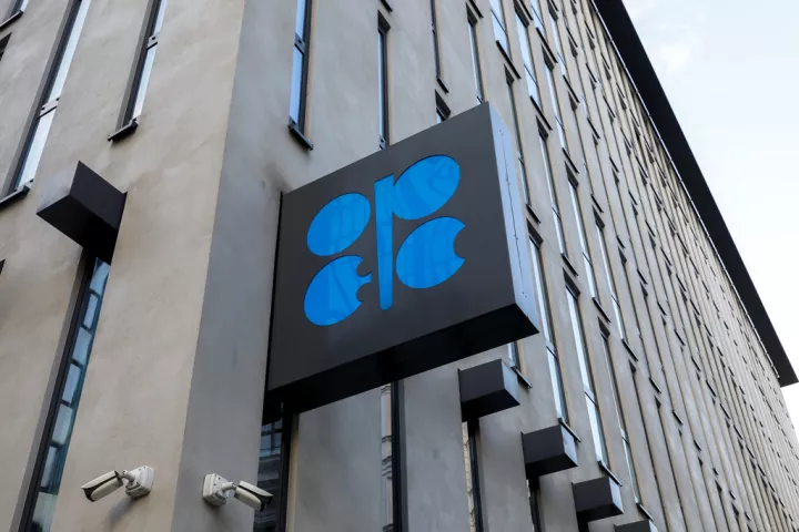 OPEC+: Αμετάβλητη η παραγωγή πετρελαίου