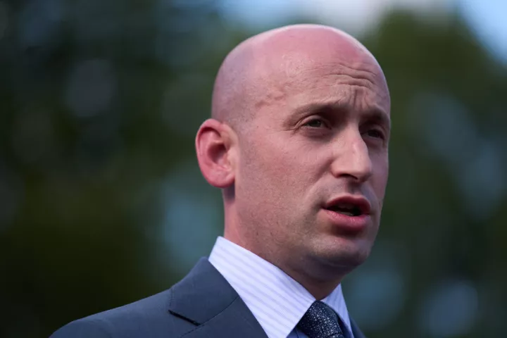 Σύμβουλος Τραμπ: Η Γροιλανδία ανήκει «δικαιωματικά» στις ΗΠΑ