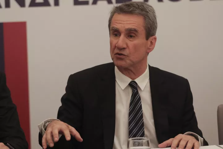 
<span>Α. Λοβέρδος για κόμμα Καρυστιανού: Απευθύνεται κυρίως στον χώρο των ψεκασμένων</span>
