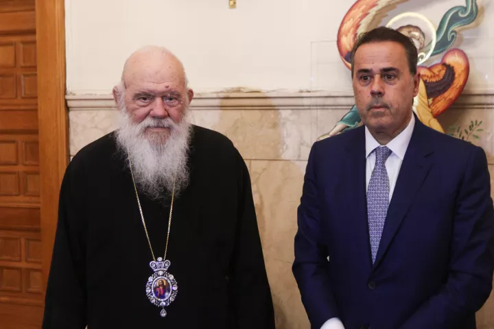Συνάντηση Στ. Παπασταύρου με τον Αρχιεπίσκοπο Ιερώνυμο: Η Πολιτεία αναγνωρίζει, τιμά και στηρίζει τη συμβολή της Εκκλησίας