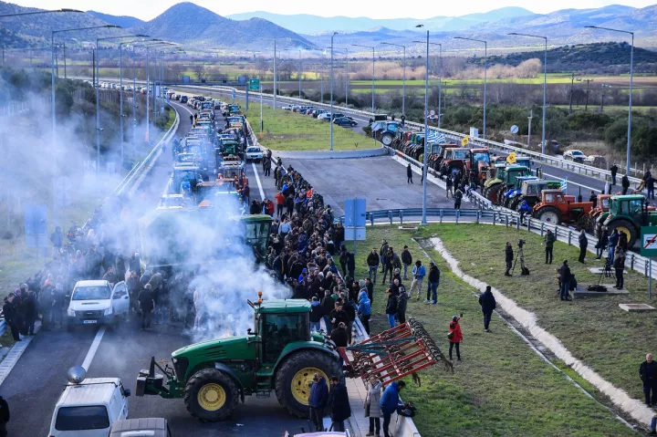 Μπλόκα: Οι αγρότες συνεδριάζουν το Σαββατοκύριακο πριν από τη συνάντηση με τον Κυρ. Μητσοτάκη
