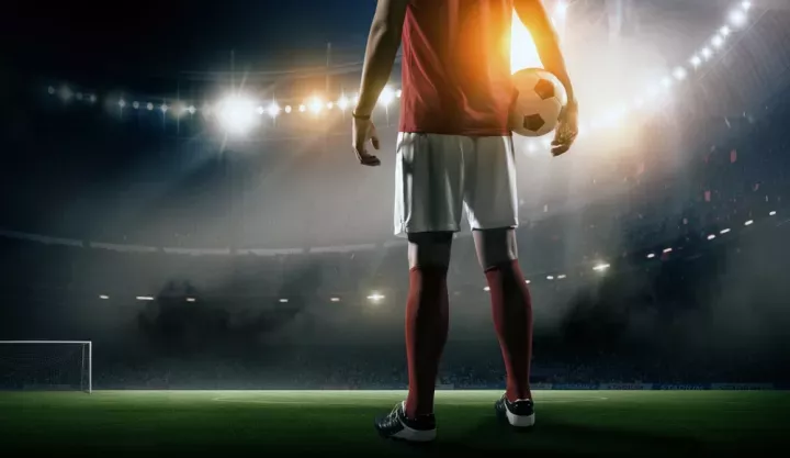 Ποδαρικό στο 2026 κάνει η Super League με δυνατά παιχνίδια και ενισχυμένες αποδόσεις