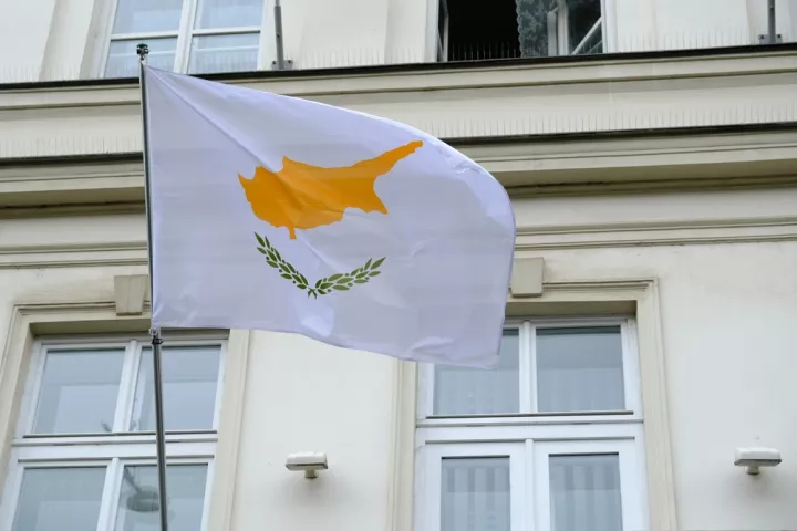 Κύπρος: Τι κρύβεται πίσω από το προφίλ «Έμιλυ» που ανήρτησε το επίμαχο βίντεο για τις μίζες στο Προεδρικό 