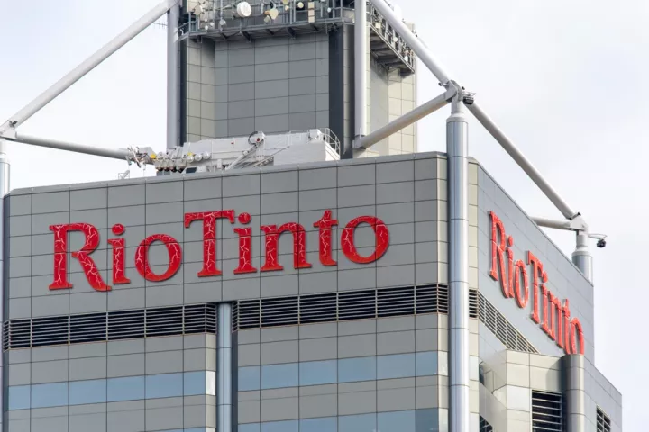 Rio Tinto και Glencore επανεκκινούν τις συζητήσεις για συγχώνευση: Προς mega deal ύψους $260 δισ.