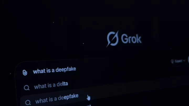 Το X «κλειδώνει» την επεξεργασία φωτογραφιών με το Grok μόνο για συνδρομητές επί πληρωμή 