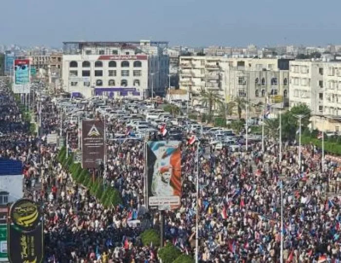 Υεμένη: Χιλιάδες διαδηλωτές στους δρόμους υπέρ του Νότιου Μεταβατικού Συμβουλίου (pics)