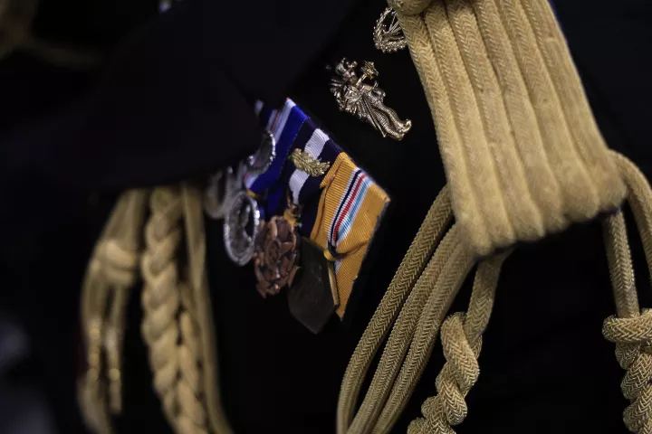 Έκτακτες κρίσεις ανωτάτων αξιωματικών των Ενόπλων Δυνάμεων - Ποιοι προάγονται, ποιοι αποστρατεύονται