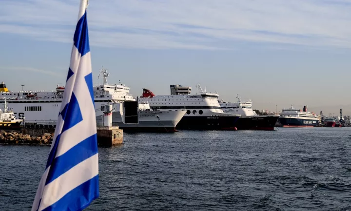 Εκπτώσεις σε ακτοπλοϊκά και αεροπορικά εισιτήρια για αναπληρωτές εκπαιδευτικούς καθ’ όλο το σχολικό έτος