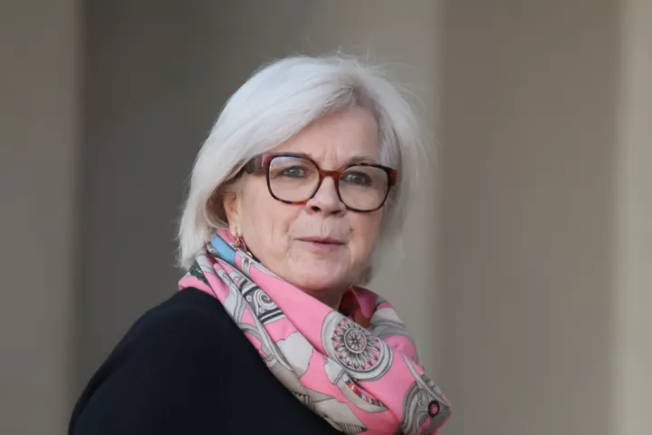 Γαλλία: Θα ανοίξουμε προξενείο στη Γροιλανδία εντός των προσεχών ημερών, ανακοίνωσε η υπουργός Άμυνας