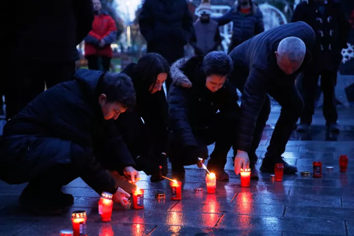 Μήνυση κατά του Charlie Hebdo για ένα σκίτσο που σατίριζε την τραγωδία του Κραν Μοντανά 