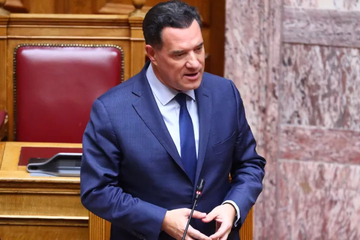 Αδ. Γεωργιάδης σε Καρυστιανού: Πείτε μας επιτέλους ποιους ακριβώς δεν θέλετε να εκθέσετε