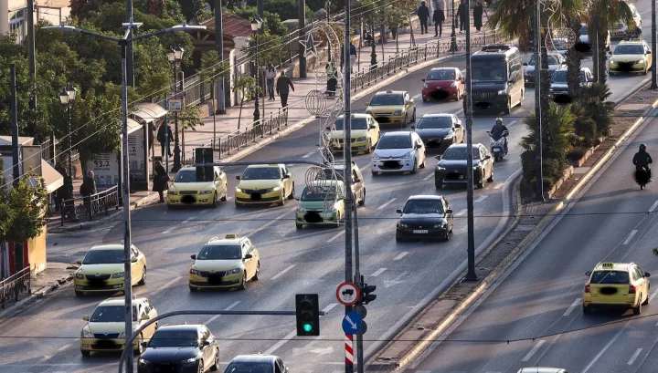 Πάνω από 400.000 τα ειδοποιητήρια για ανασφάλιστα οχήματα - Στέλνονται επιπλέον 80.000
