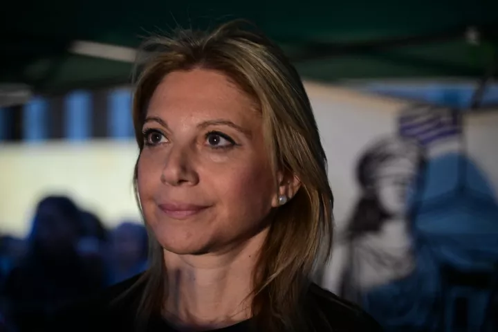 Η Καρυστιανού από την πάνδημη συμπάθεια στην έντονη αμφισβήτηση