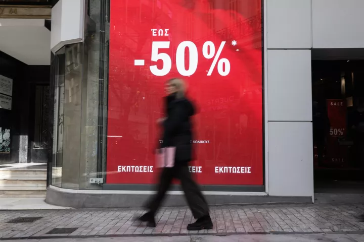Χειμερινές εκπτώσεις: Ανοιχτά τα μαγαζιά την Κυριακή 18 Ιανουαρίου – Τι να προσέξουν οι καταναλωτές