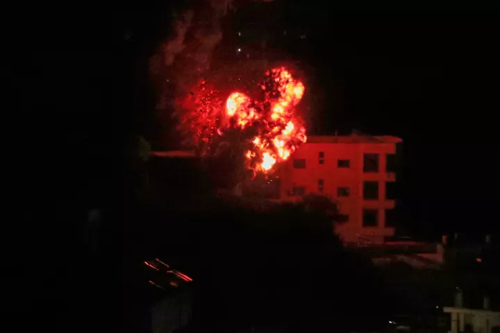 Οι IDF ανακοίνωσαν ότι έπληξαν στόχους της Χεζμπολάχ στο νότιο Λίβανο