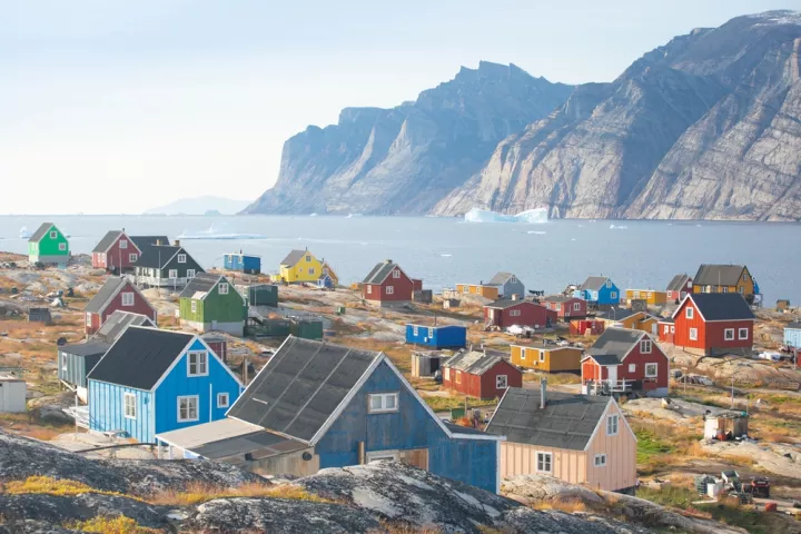 Politico: Οι Ευρωπαίοι εξετάζουν ύστατες επιλογές για να σώσουν τη Γροιλανδία