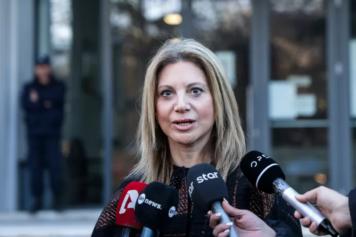 «Με απέλυσε μέσω της Γρατσία ενώ ήμουν σε δίκη για τα Τέμπη», λέει ο δικηγόρος της Καρυστιανού - «Του το είχα πει από τον Δεκέμβριο», απαντά εκείνη