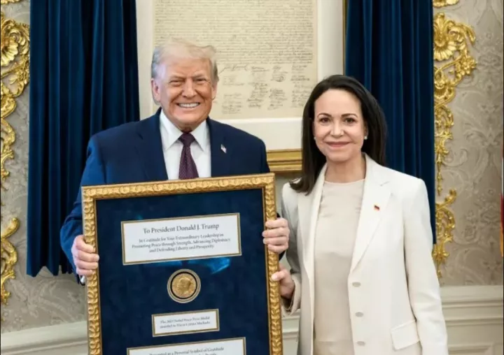 Νορβηγική Επιτροπή Νόμπελ σε Ματσάδο: Το βραβείο είναι «δεμένο» με τον αποδέκτη του 