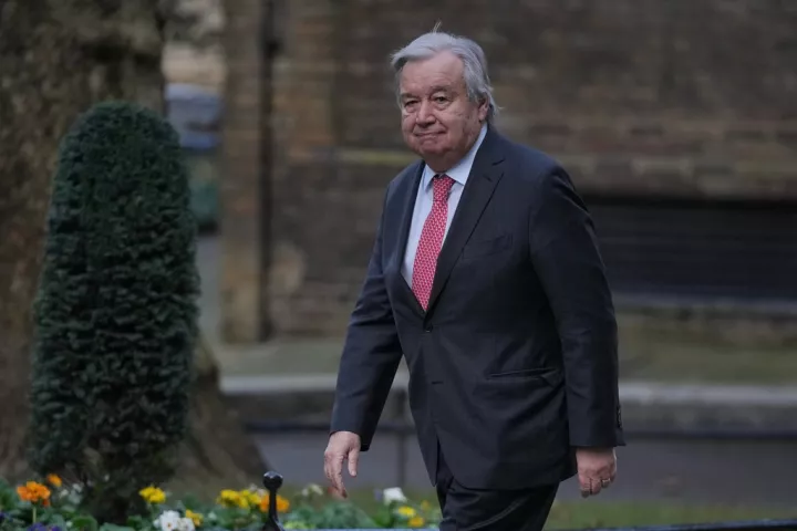 Γκουτέρες από Λονδίνο: Ισχυρές δυνάμεις ευθυγραμμίζονται για να υποσκάψουν τη διεθνή συνεργασία 