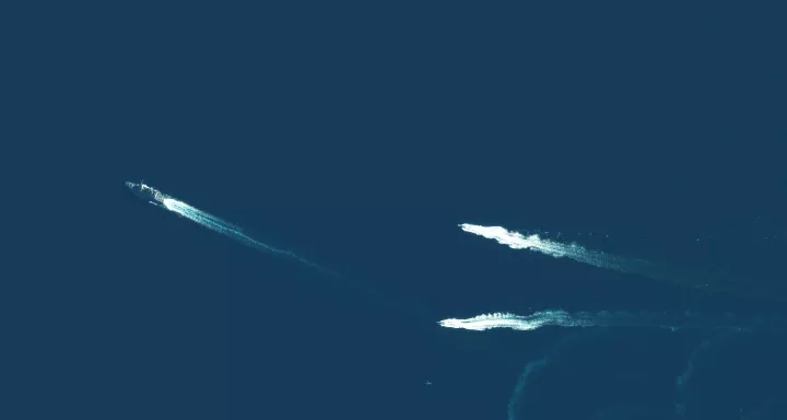 Ελληνικοί δορυφόροι κατέγραψαν από το διάστημα τη φρεγάτα Κίμων να φτάνει στην Ελλάδα (pics)