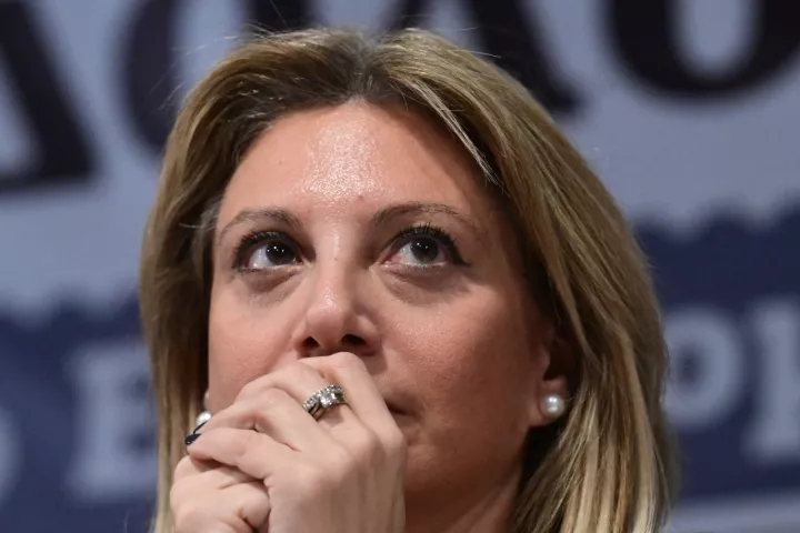 Καρυστιανού, η ιέρεια του ορίτζιναλ αντισυστημισμού 