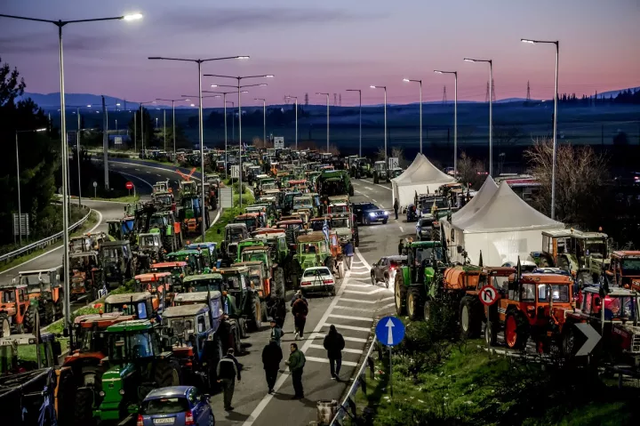 Αγρότες: Το μέλλον των μπλόκων «περνάει» μέσα από τη σημερινή συνάντηση με τον Κυρ. Μητσοτάκη 