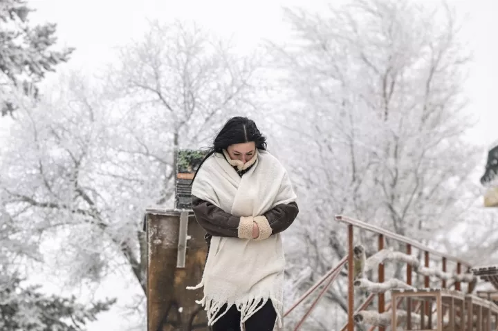 Κακοκαιρία: Σε «κόκκινο συναγερμό» Αττική και άλλες 4 περιφέρειες - Χαρδαλιάς: Κλειστά τα σχολεία αύριο