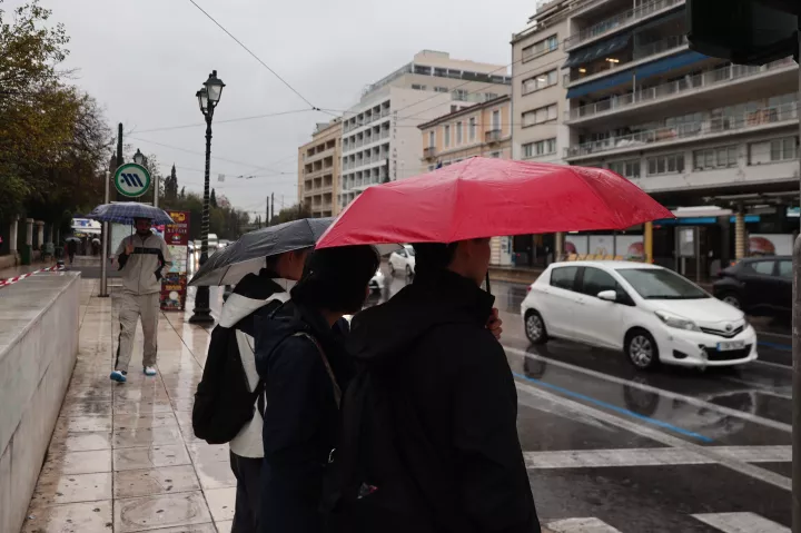 Υπ. Εσωτερικών: Δικαιολογημένη η απουσία των υπαλλήλων στο Δημόσιο αύριο λόγω κακοκαιρίας