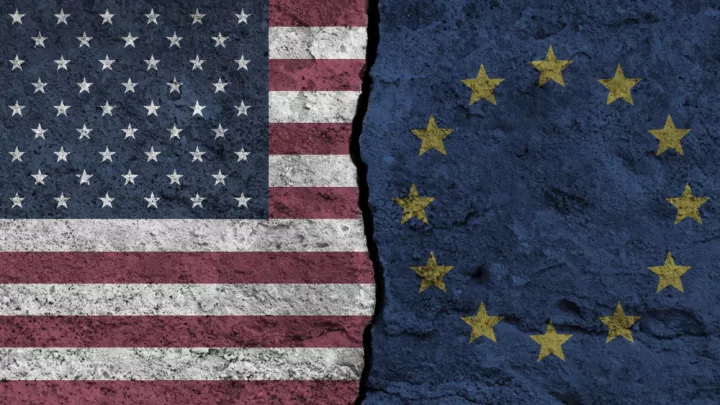 EE vs Τραμπ: Αποφασισμένοι για χρήση του «εμπορικού μπαζούκα» οι Ευρωπαίοι