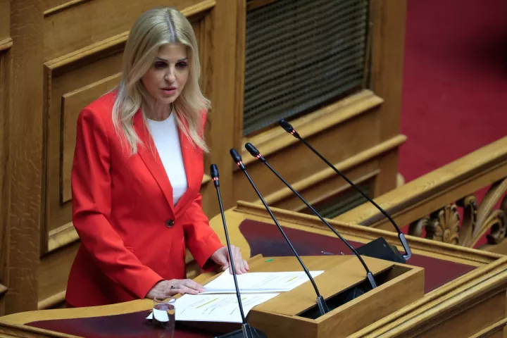 Συνάντηση Έλ. Ράπτη και Κ. Χατζηδάκη για πολιτικές στήριξης της οικογένειας και προστασίας από την ενδοοικογενειακή βία