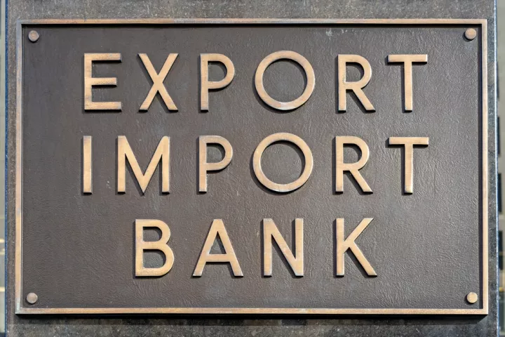 Ο Λευκός Οίκος ανασταίνει την «Ex-Im Bank» για τις δουλειές στη Βενεζουέλα