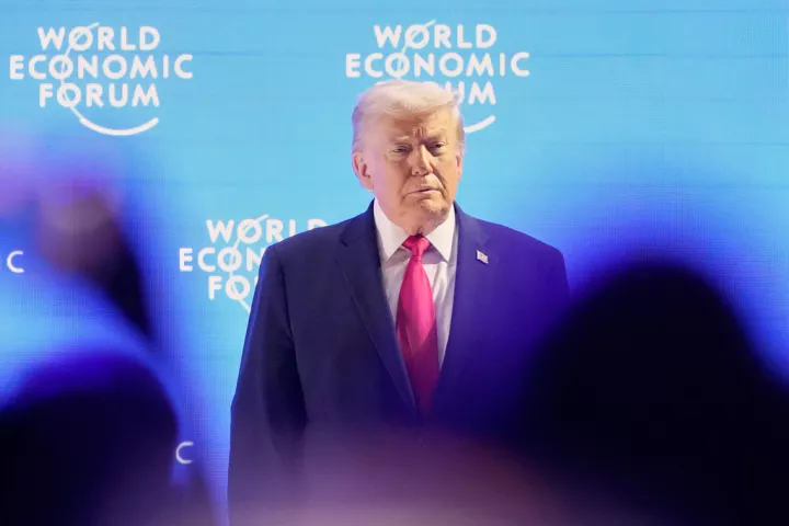 WSJ: Ο Τραμπ επιδιώκει την αλλαγή του καθεστώτος στην Κούβα μέχρι το τέλος του έτους