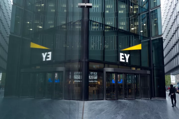 ΕΥ: Νέα εποχή για τους corporate treasurers 