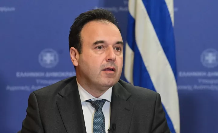 Δ. Παπαστεργίου: Οι κάμερες κατέγραψαν 20.000 παραβάσεις κόκκινου σηματοδότη σε ένα μήνα - Νέες εγκαταστάσεις το 2026