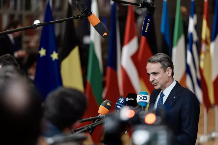 Σύνοδος Κορυφής: Οι ισορροπίες της Αθήνας, οι κόκκινες γραμμές και η πρόταση Μητσοτάκη