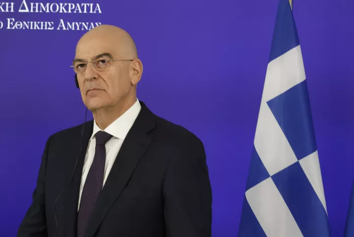 Αιγαίο: Η τουρκική Hurriyet κάνει λόγο για προκλήσεις της Ελλάδας σχετικά με τις δηλώσεις Δένδια για τα «12 μίλια»