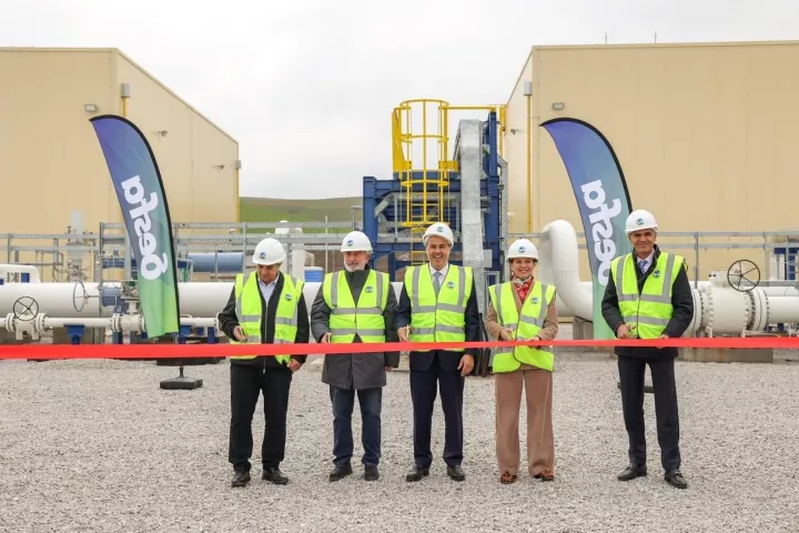 Εγκαινιάστηκε ο Σταθμός Συμπίεσης Φυσικού Αερίου Αμπελιάς Φαρσάλων παρουσία του Στ. Παπασταύρου